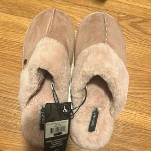Nine West indoor & outdoor slippers